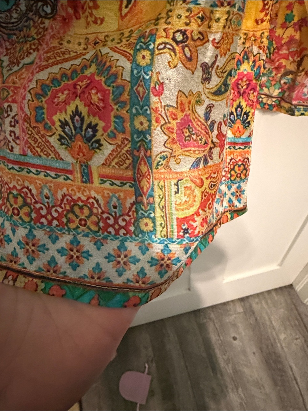 Women’s Yellow Paisley-Print Lightweight Shirt - Picture 8 of 8